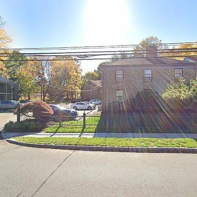 324 Gill Ln, Iselin, NJ 08830