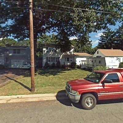 325 Firth St, South Plainfield, NJ 07080