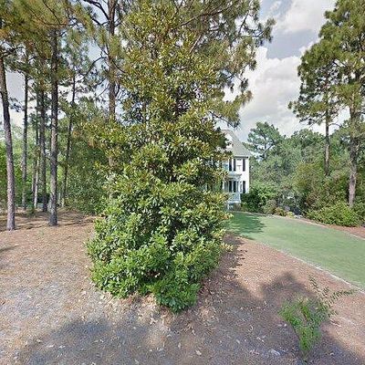 325 Lakewood Dr, Pinehurst, NC 28374