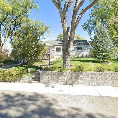 325 N 7 Th St, Douglas, WY 82633