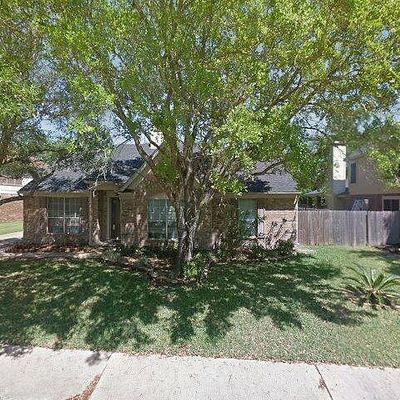 3909 Beechwood Dr, Pearland, TX 77584