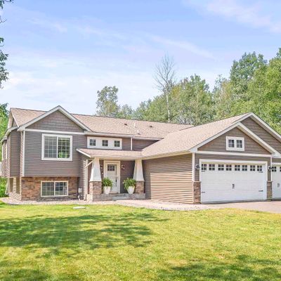 3999 Ugstad Rd, Hermantown, MN 55811