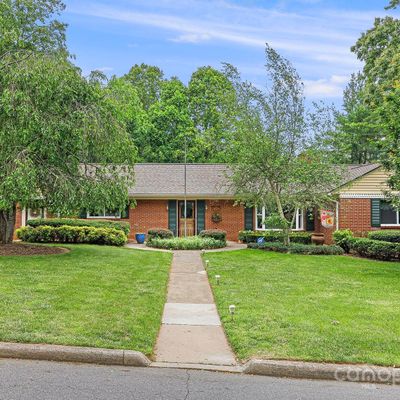 4 Dogwood Rd, Asheville, NC 28804