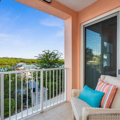 4 Riverwalk Dr #201, New Smyrna Beach, FL 32169