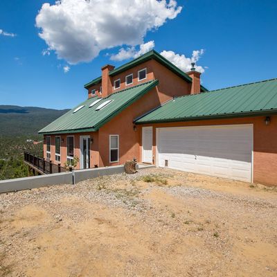 40 El Gallo Rd, Cedar Crest, NM 87008