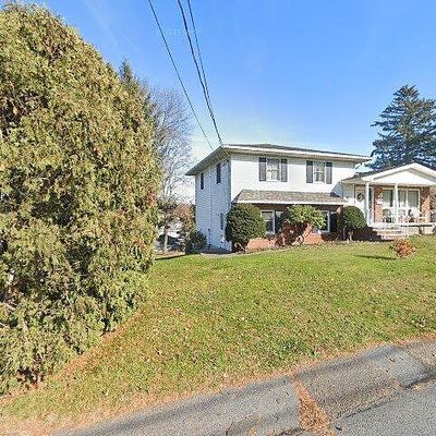 40 Norman St, Pittston, PA 18640