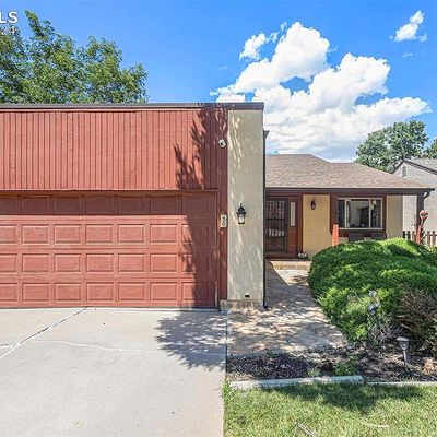 40 Terrace Dr, Pueblo, CO 81001