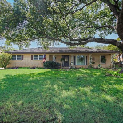 4000 Dawn Dr, Benbrook, TX 76116