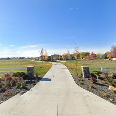 4001 N Park Ln, Eagle, ID 83616