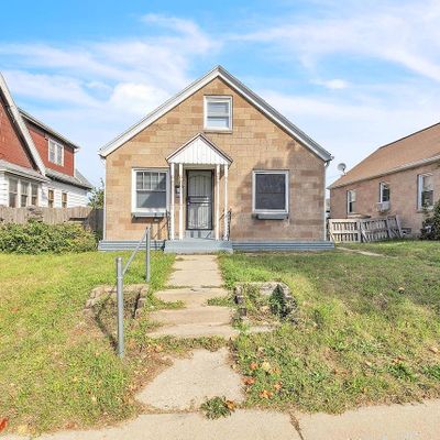 4016 W Orchard St, Milwaukee, WI 53215