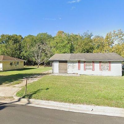 4019 Katie St, Moss Point, MS 39563