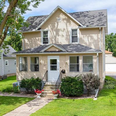 403 Naymut St, Menasha, WI 54952