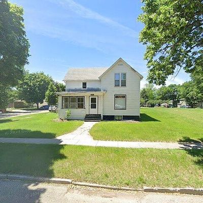 403 Ne Park St, Luverne, MN 56156