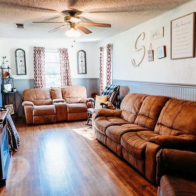 405 Caney St, Dodd City, TX 75438