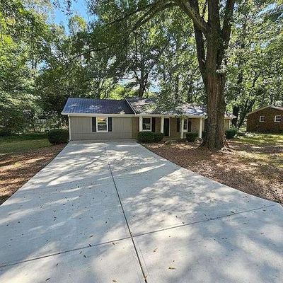 405 Shamrock Dr, Monroe, GA 30655