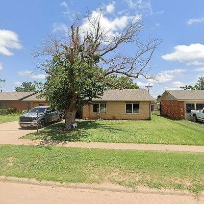 406 Osage Ave, Post, TX 79356