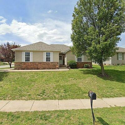 406 W White Ash Rd, Nixa, MO 65714