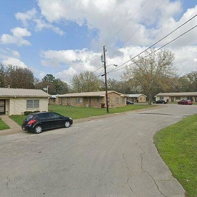 407 S Crockett St, Edgewood, TX 75117