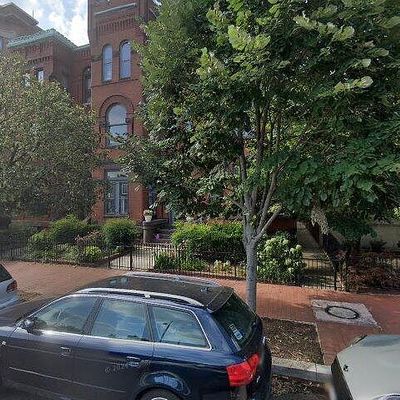 408 Seward Sq Se #5, Washington, DC 20003