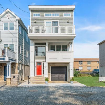 41 Gravelly Point Rd, Highlands, NJ 07732