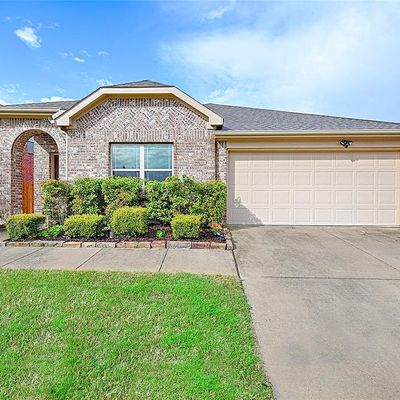 4105 Indian Paintbrush Ln, Forney, TX 75126