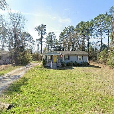 411 Sandy Point Rd, New Bern, NC 28560