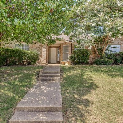 4121 Crystal Ln, Garland, TX 75043