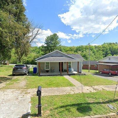 414 Clifty St, Harriman, TN 37748