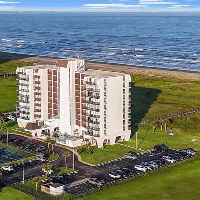 415 East Beach, Galveston, TX 77550