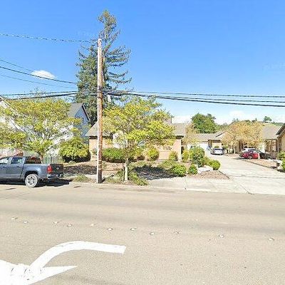 416 N Cloverdale Blvd, Cloverdale, CA 95425