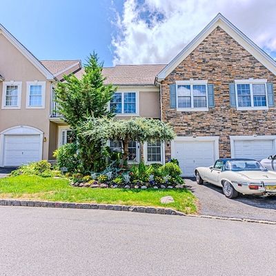 42 Birchwood Ln #42, North Haledon Boro, NJ 07508