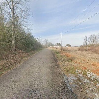 42 N Slade Rd, Sumrall, MS 39482