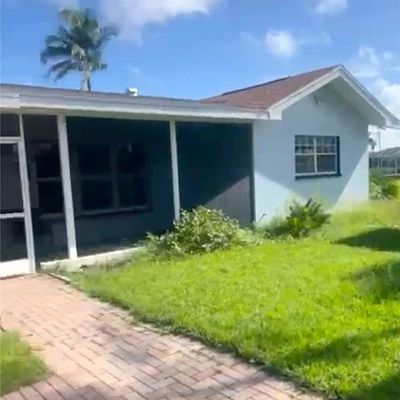 420 Cross St, North Fort Myers, FL 33903