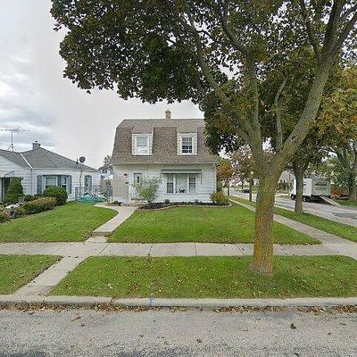 4201 S 2 Nd St, Milwaukee, WI 53207