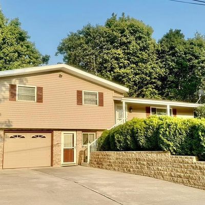 370 Ridgeview Ln, Johnstown, PA 15909