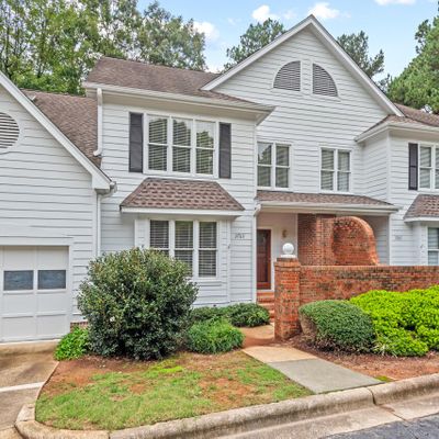 3703 Carnegie Ln, Raleigh, NC 27612