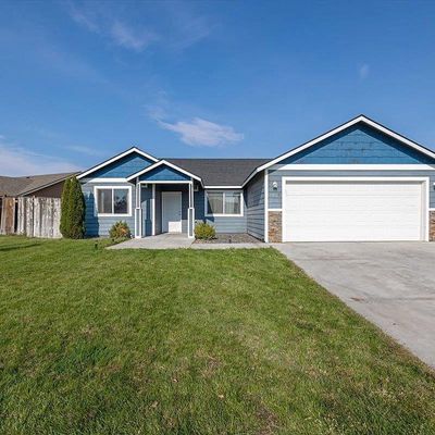 3719 Estrella Dr, Pasco, WA 99301