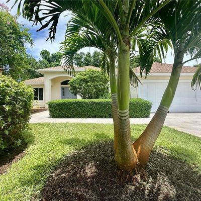 3720 8 Th Ln, Vero Beach, FL 32960