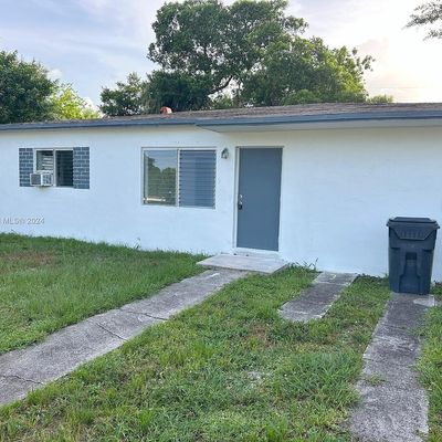 3730 Sw 43 Rd Ave, West Park, FL 33023