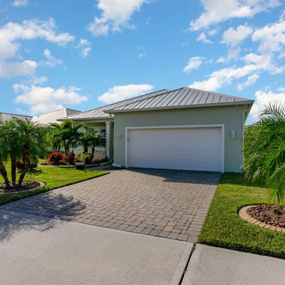 3750 Alamanda Key Dr, Melbourne, FL 32901