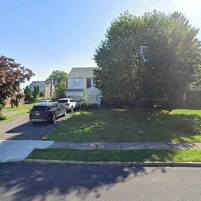 38 Johns Rd, Cheltenham, PA 19012