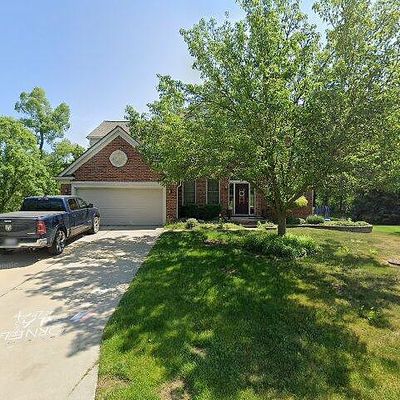 3846 Crestwood Ct, Oakland Township, MI 48306