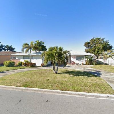 390 173 Rd Ave E, North Redington Beach, FL 33708