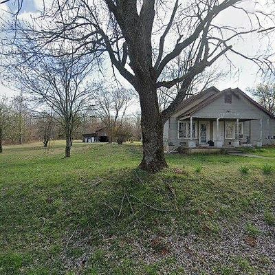 3907 Dickens Hill Rd, Bradyville, TN 37026