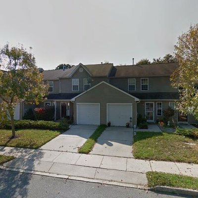 45 High Meadows Dr, Sicklerville, NJ 08081