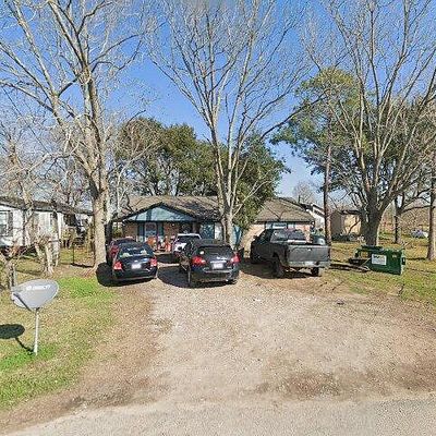 455 County Road 129 B, Alvin, TX 77511