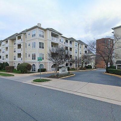 4561 Strutfield Ln #3107, Alexandria, VA 22311