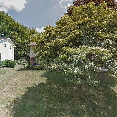 4586 Keene St, Center Valley, PA 18034