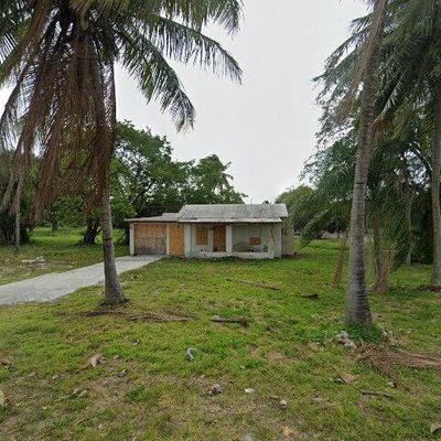 4588 Davis Rd, Lake Worth, FL 33461