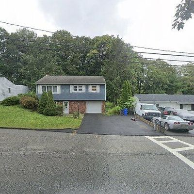 46 High Mountain Rd Willow Pl, Ringwood, NJ 07456